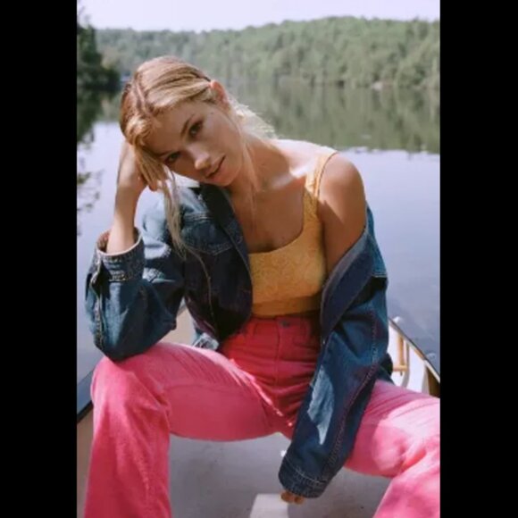 Brand New Pilcro The Yaya Mid-Rise Crop Glare Jeans - Picture 3 of 16